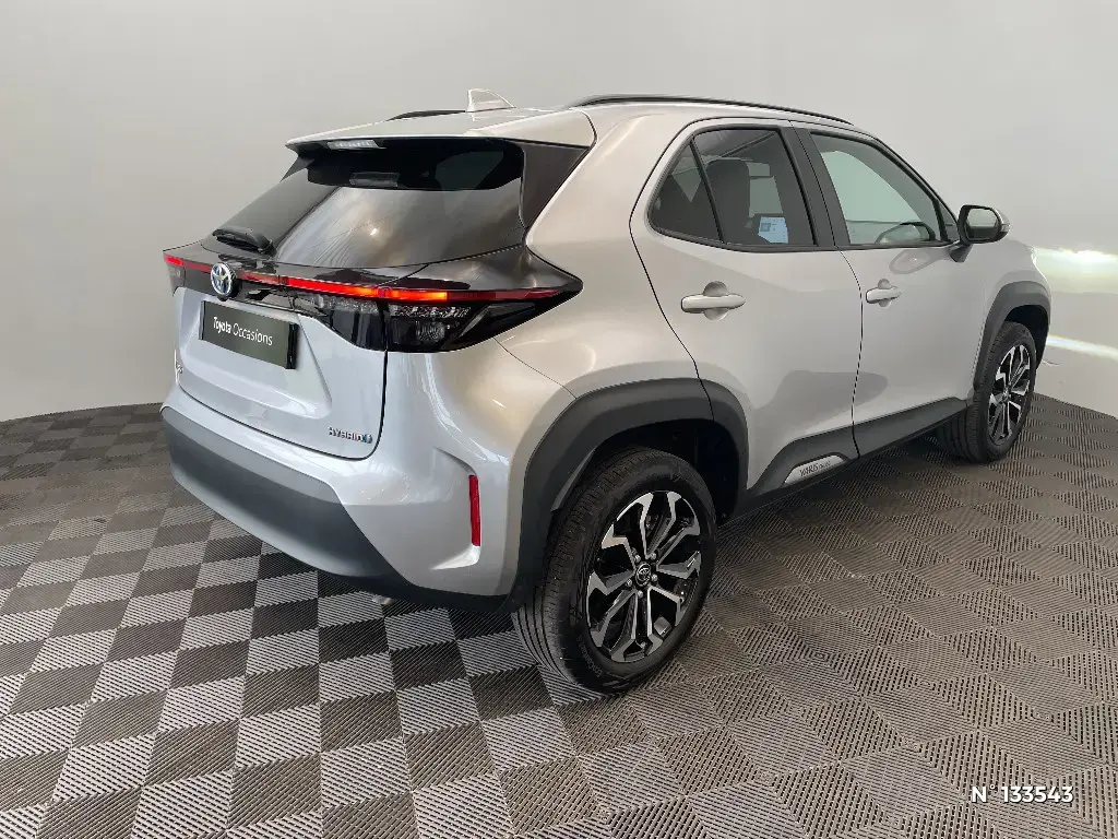 TOYOTA YARIS CROSS I - Miniature 2