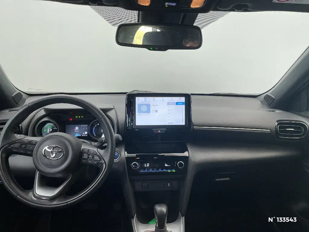 TOYOTA YARIS CROSS I - Miniature 6