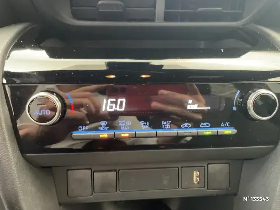 TOYOTA YARIS CROSS I - voiture d'occasion - Photo 37
