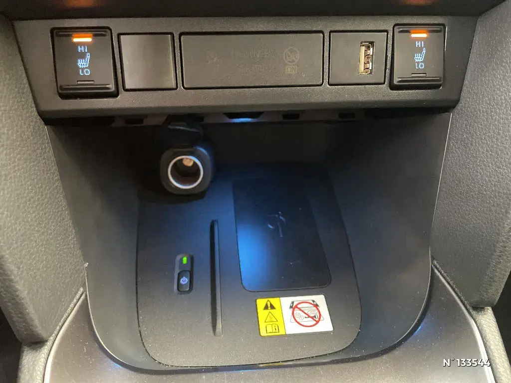 TOYOTA YARIS CROSS I - Miniature 18