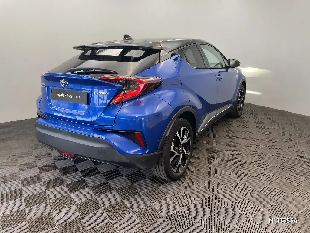 TOYOTA C-HR - Miniature 2