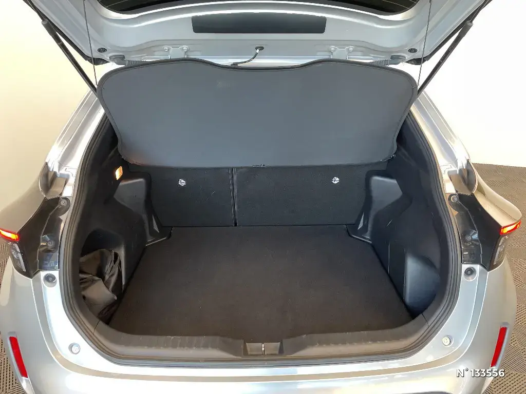 TOYOTA YARIS CROSS I - Miniature 10