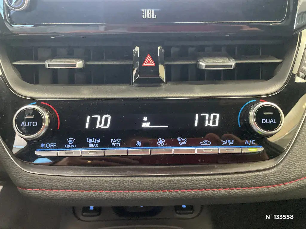 TOYOTA COROLLA XII - Miniature 11