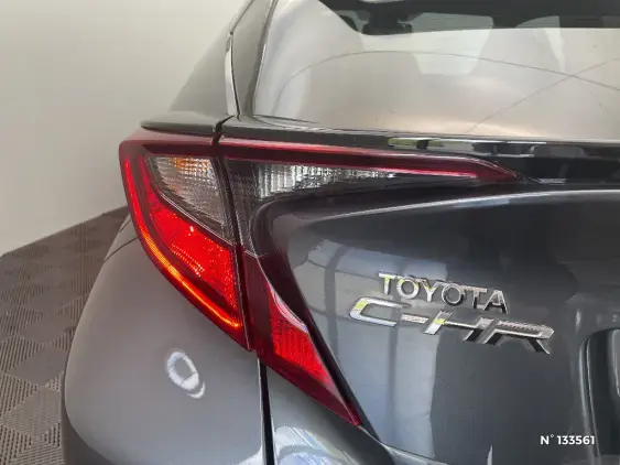 TOYOTA C-HR - voiture d'occasion - Photo 27