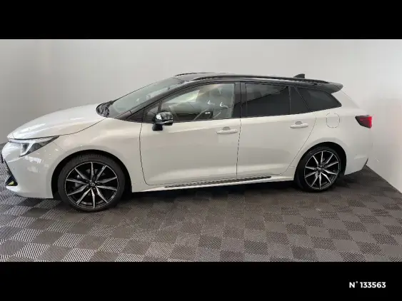 TOYOTA COROLLA TOURING SPT X - voiture d'occasion - Photo 2