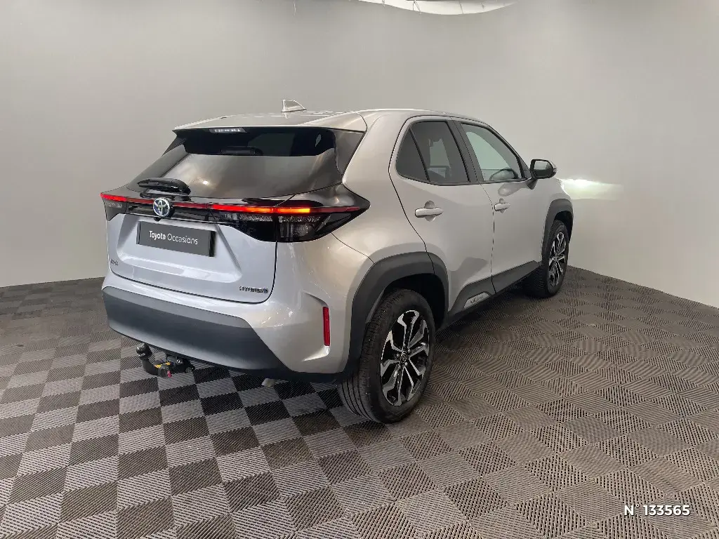 TOYOTA YARIS CROSS I - Miniature 2