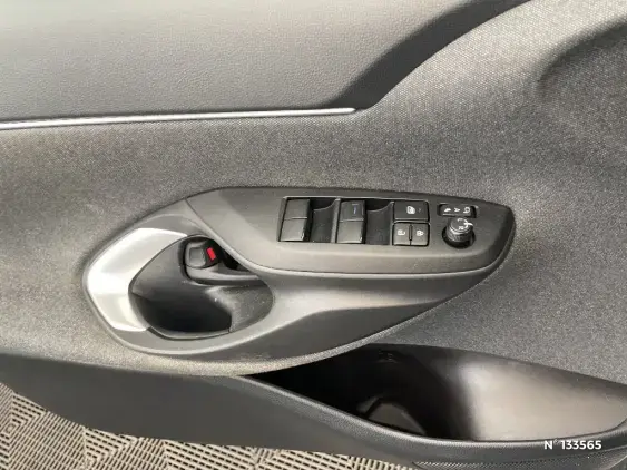 TOYOTA YARIS CROSS I - voiture d'occasion - Photo 31