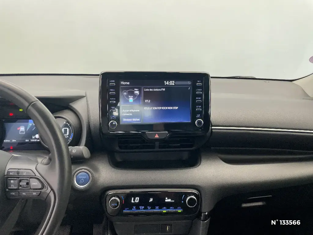 TOYOTA YARIS IV - Miniature 7