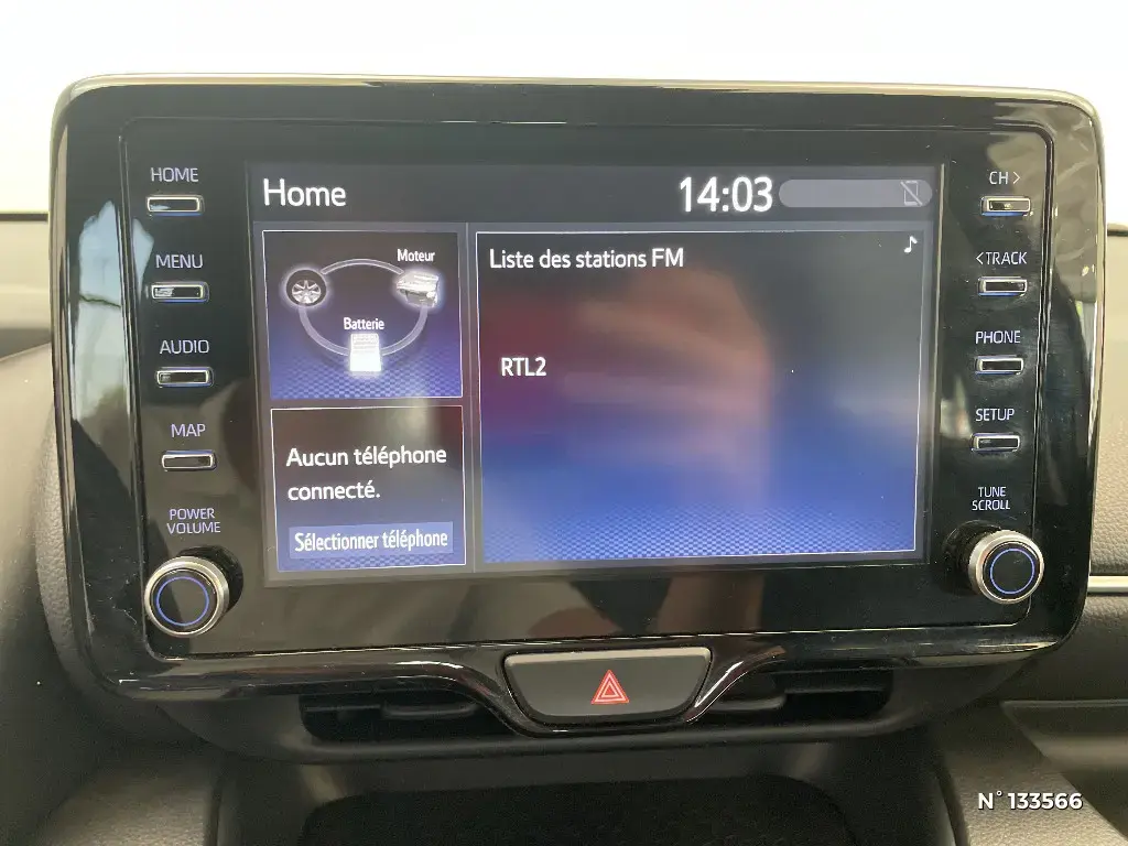 TOYOTA YARIS IV - Miniature 19