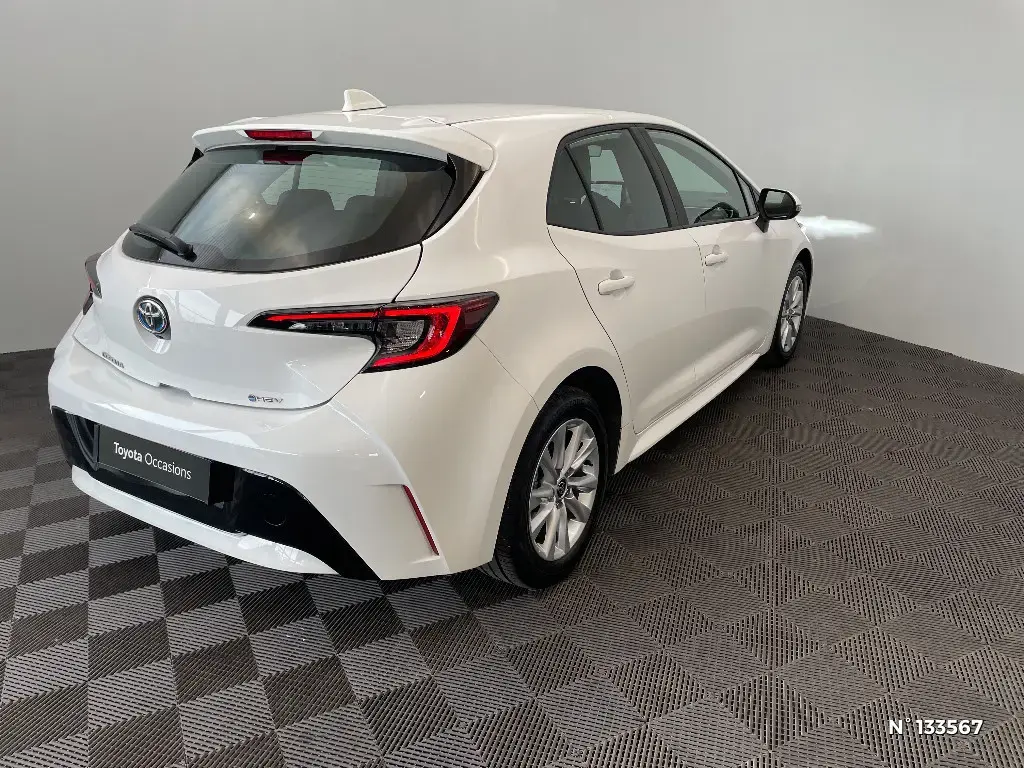 TOYOTA COROLLA XII - Miniature 2