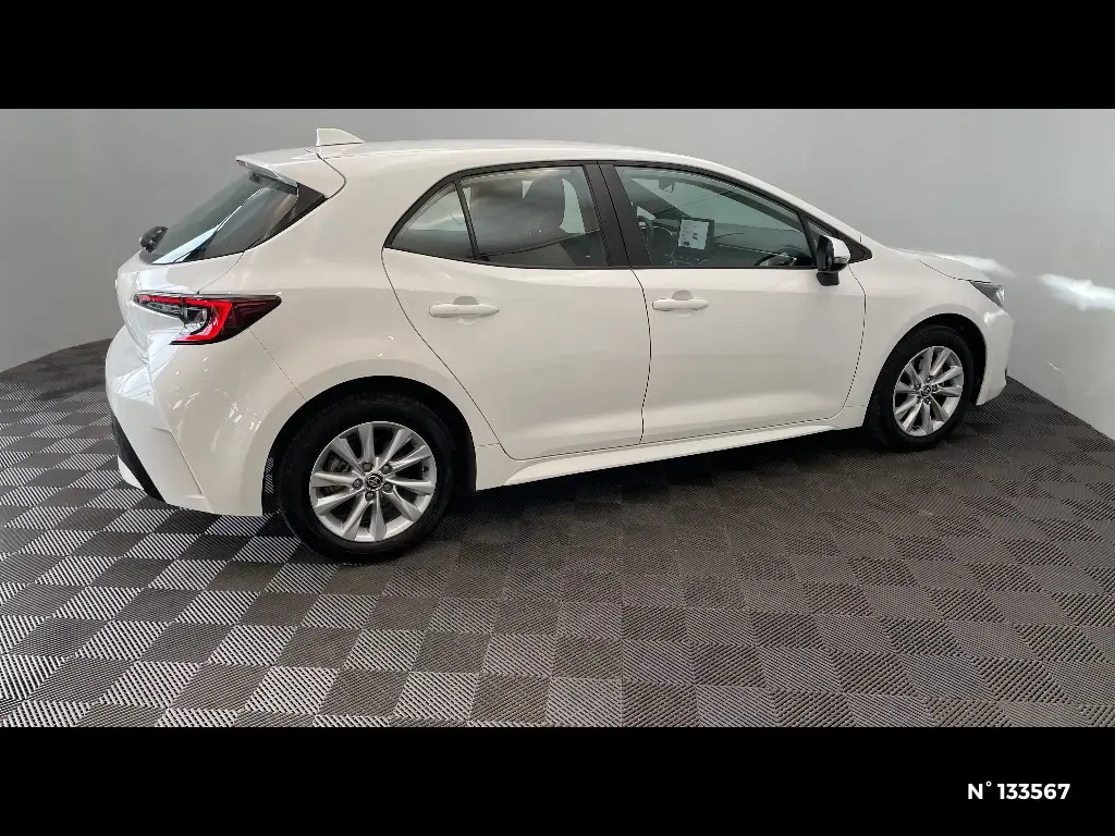 TOYOTA COROLLA XII - Miniature 3