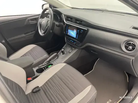 TOYOTA AURIS II - voiture d'occasion - Photo 10
