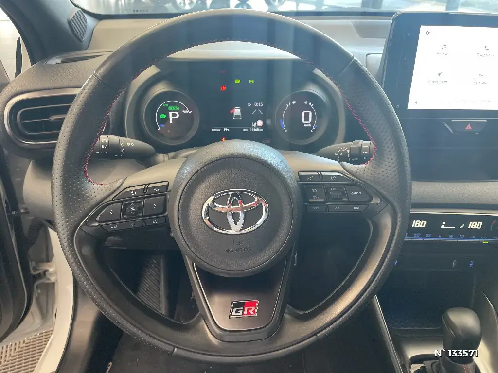 TOYOTA YARIS IV - Miniature 19
