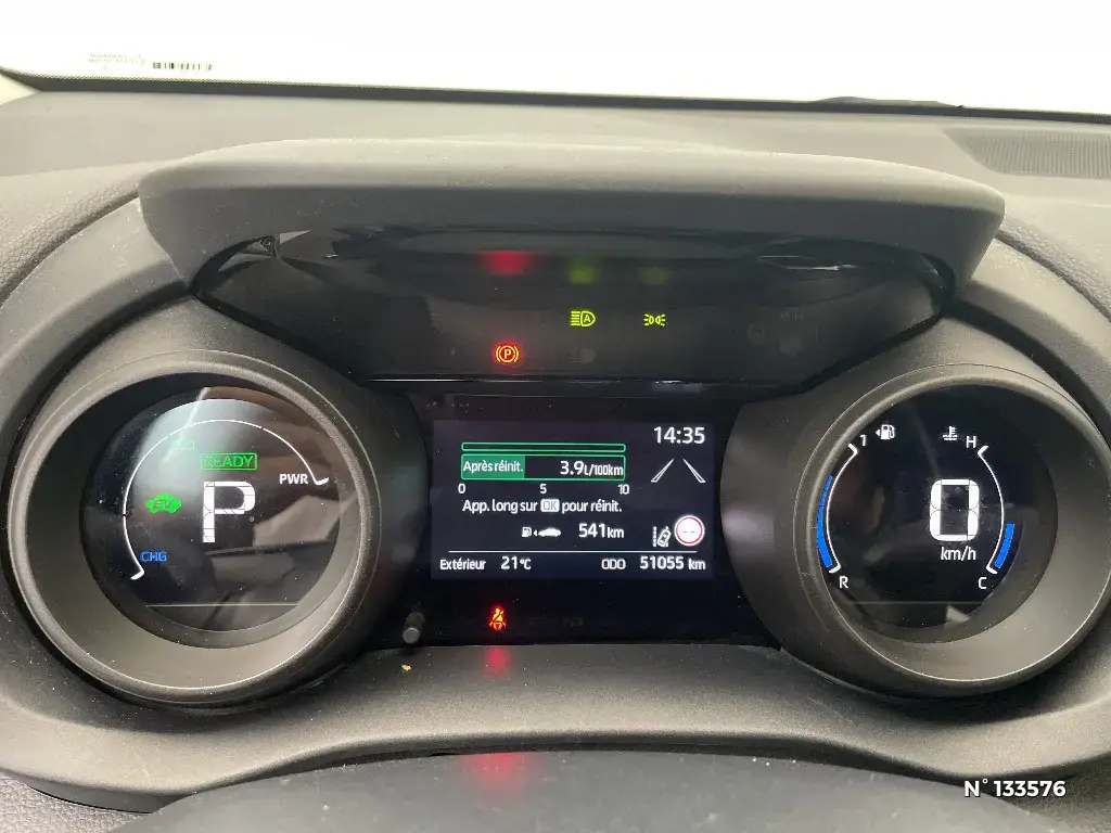 TOYOTA YARIS IV - Miniature 8