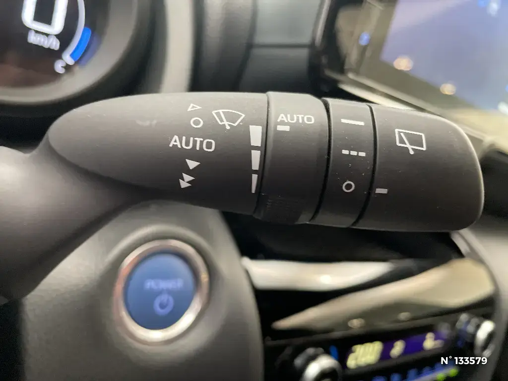 TOYOTA YARIS CROSS I - Miniature 16