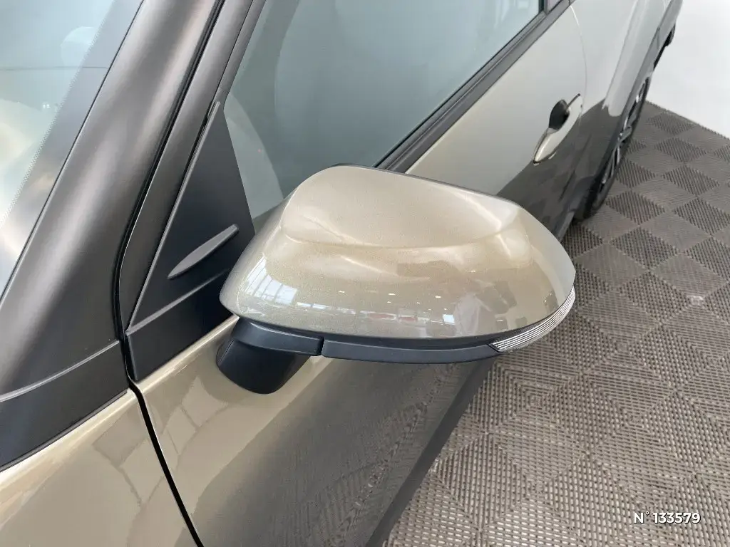 TOYOTA YARIS CROSS I - Miniature 25