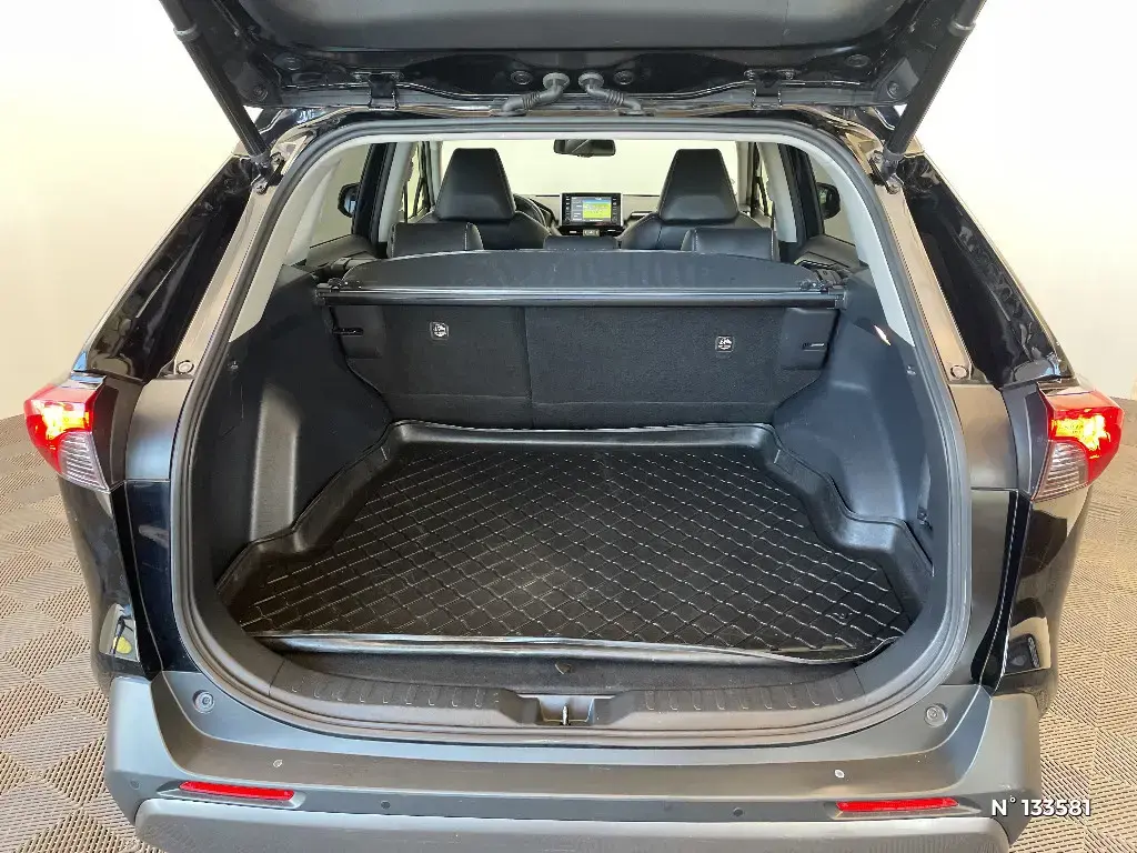 TOYOTA RAV4 V - Miniature 10