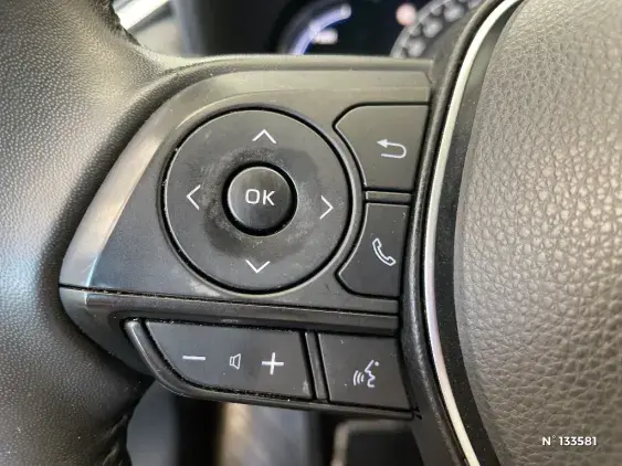 TOYOTA RAV4 V - voiture d'occasion - Photo 42