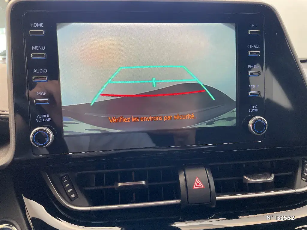 TOYOTA C-HR - Miniature 9