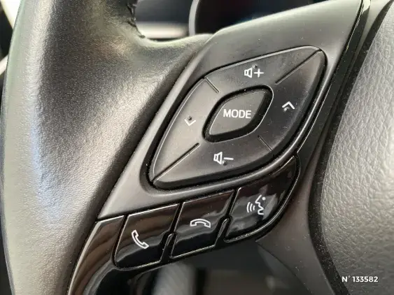 TOYOTA C-HR - voiture d'occasion - Photo 32