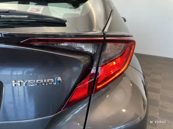 TOYOTA C-HR - voiture d'occasion - Photo 26