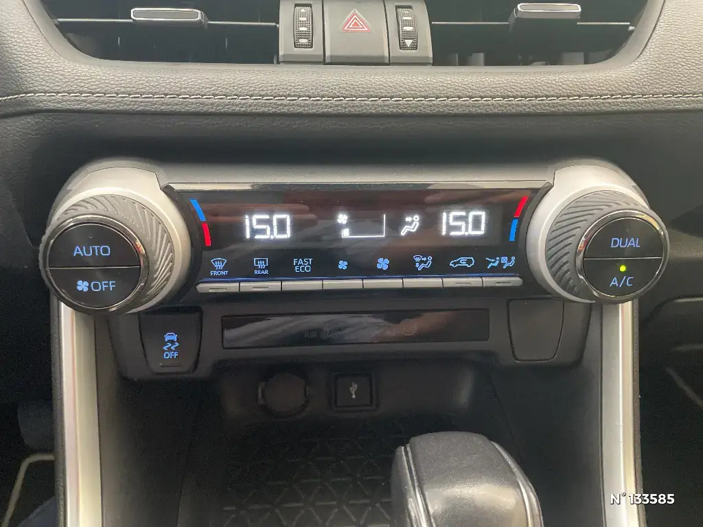 TOYOTA RAV4 V - Miniature 11