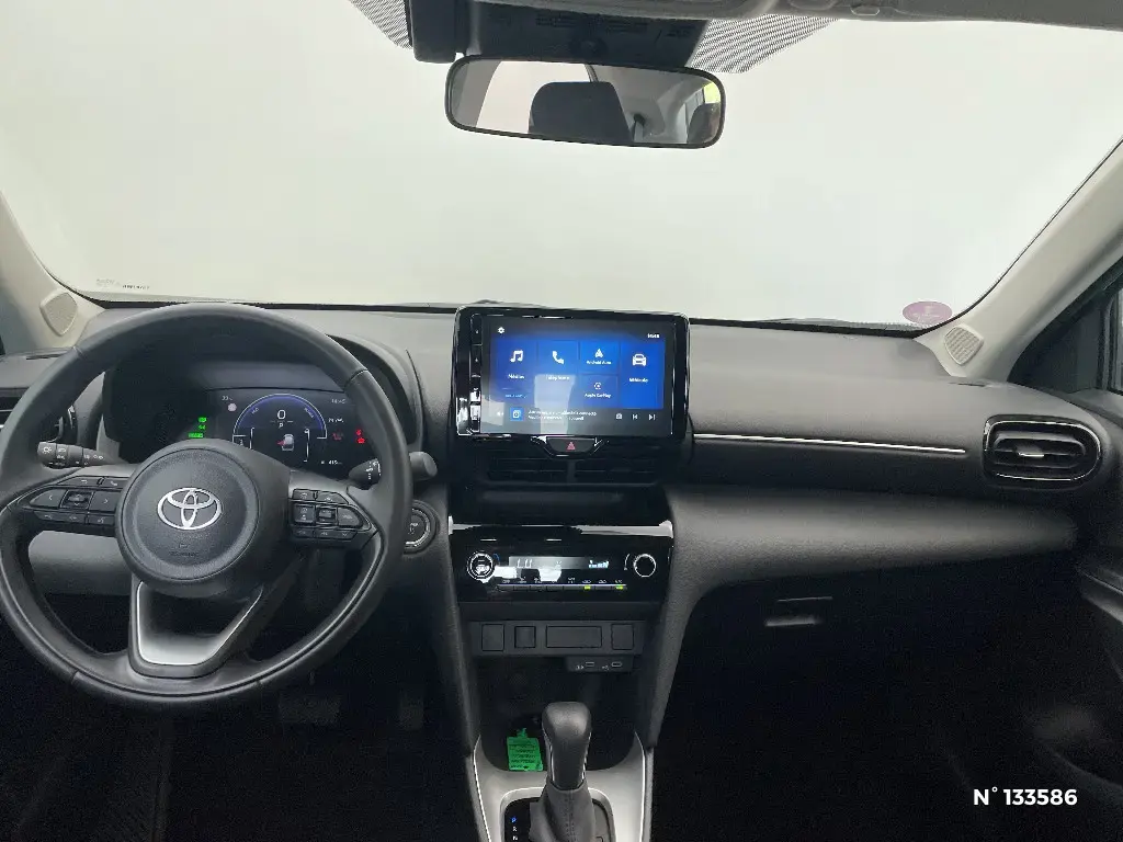 TOYOTA YARIS CROSS I - Miniature 6