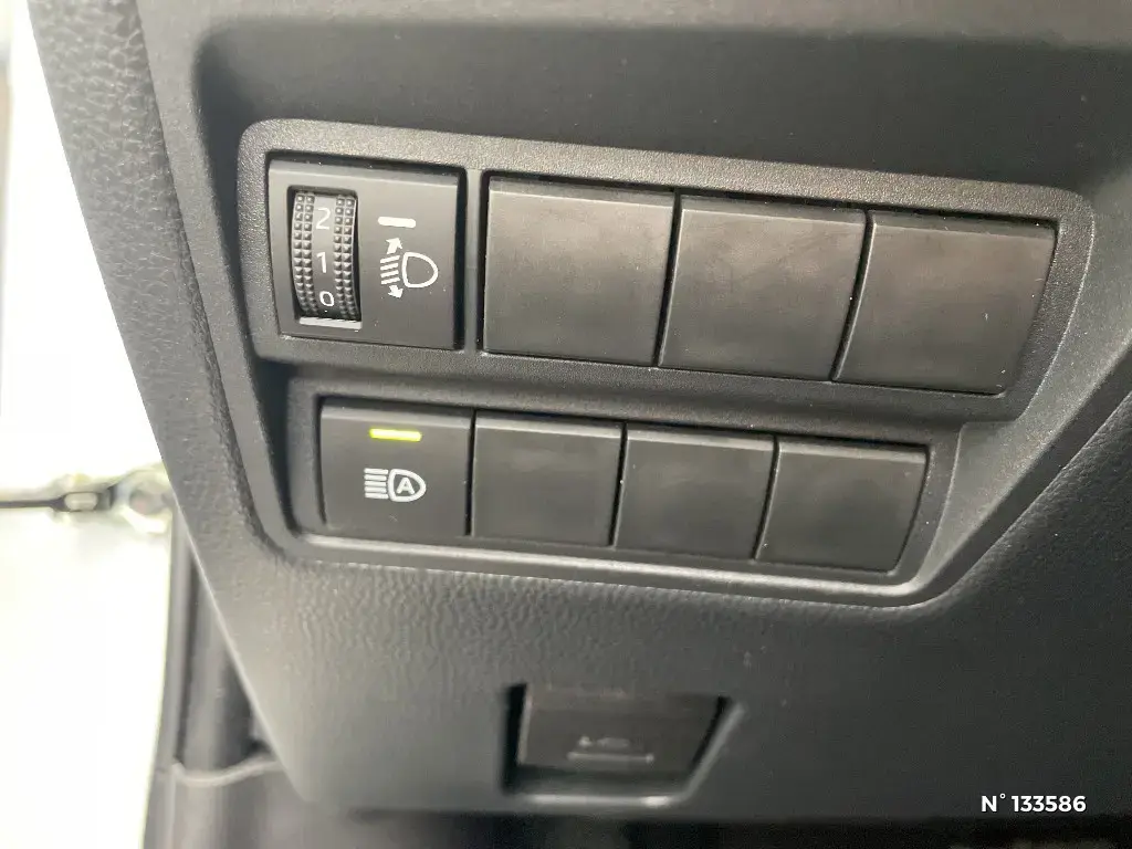 TOYOTA YARIS CROSS I - Miniature 11
