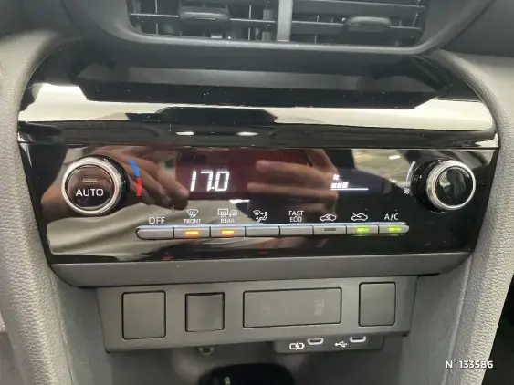 TOYOTA YARIS CROSS I - voiture d'occasion - Photo 37