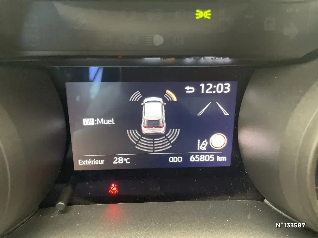 TOYOTA YARIS CROSS I - Miniature 12