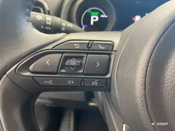 TOYOTA YARIS CROSS I - voiture d'occasion - Photo 36