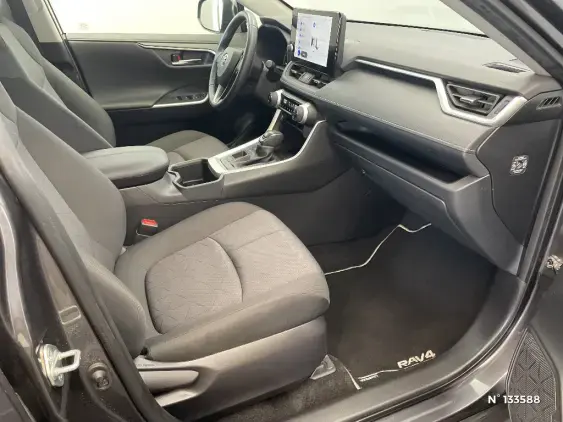 TOYOTA RAV4 V - voiture d'occasion - Photo 10
