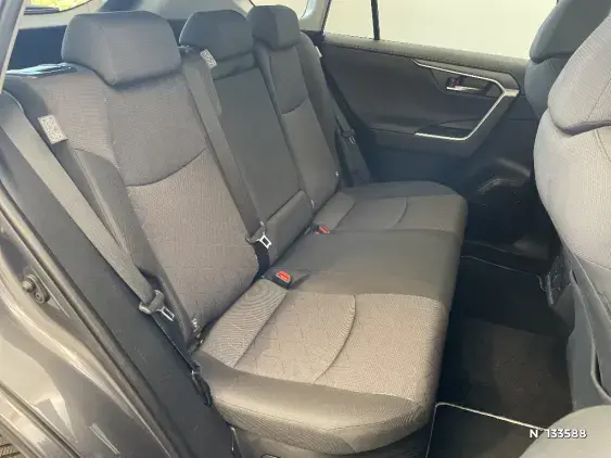 TOYOTA RAV4 V - voiture d'occasion - Photo 11