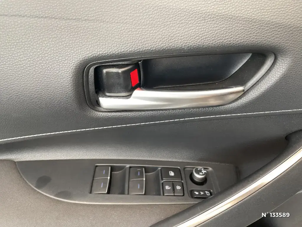TOYOTA COROLLA XII - Miniature 17