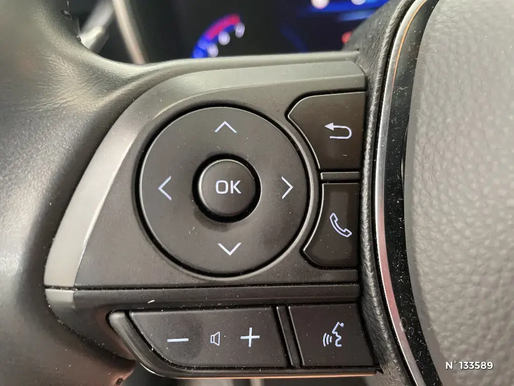 TOYOTA COROLLA XII - Miniature 18