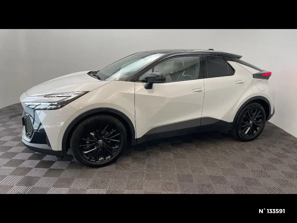 TOYOTA C-HR II - Miniature 4