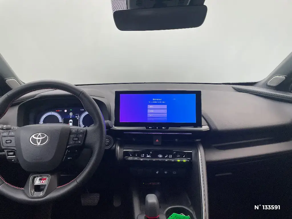 TOYOTA C-HR II - Miniature 6