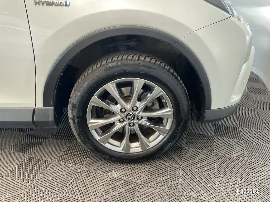 TOYOTA RAV4 V - Miniature 5