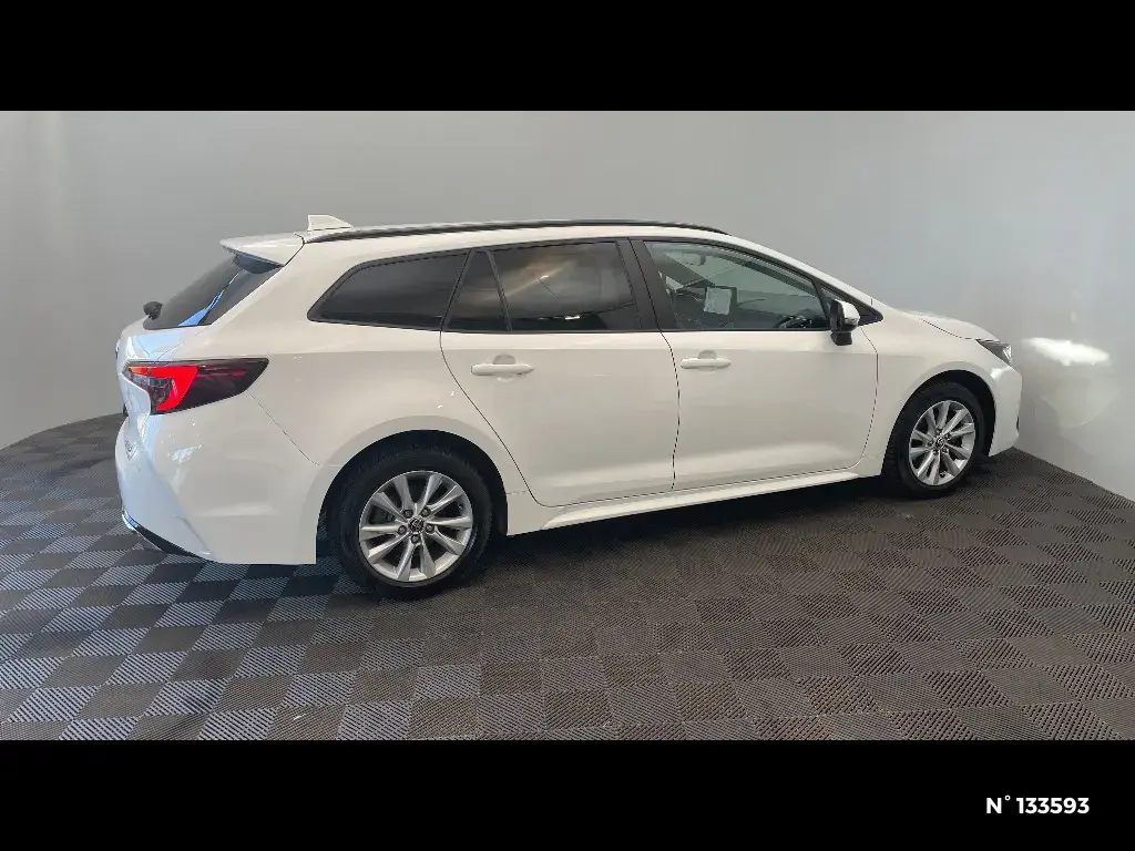 TOYOTA COROLLA XII - Miniature 3