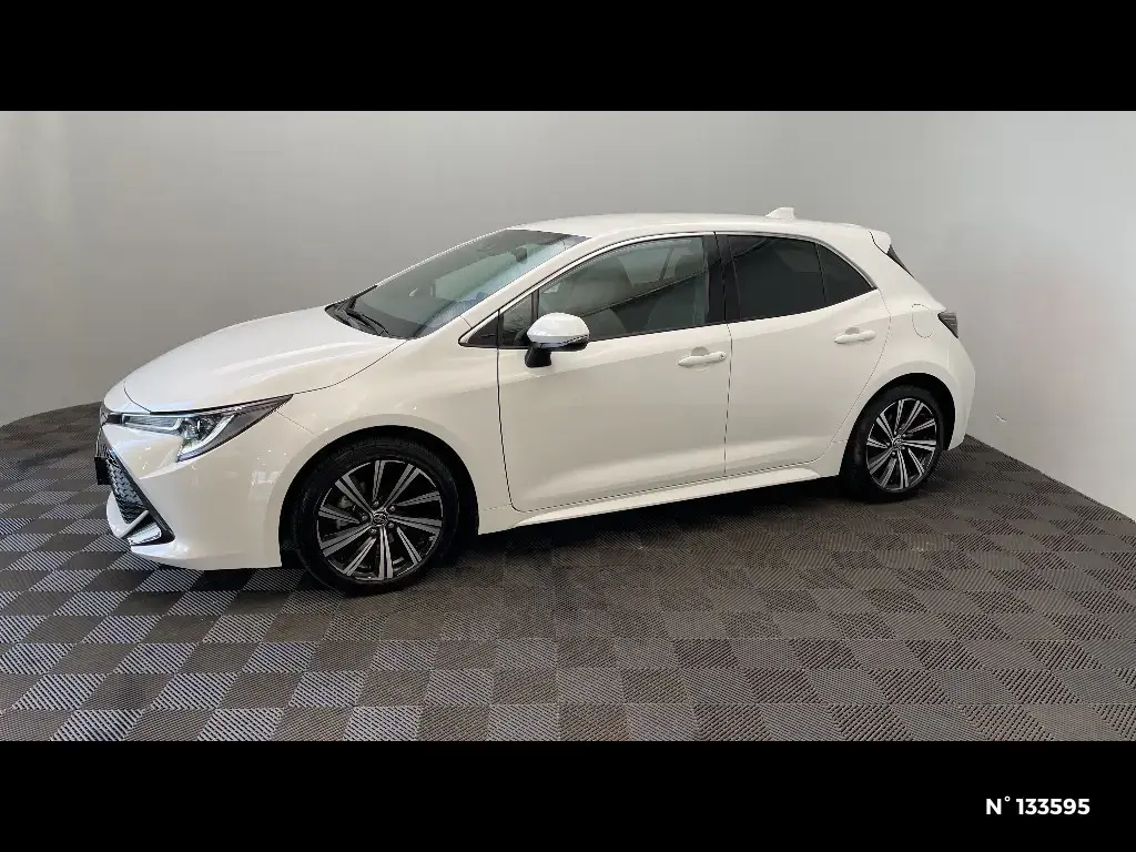 TOYOTA COROLLA XII - Miniature 4