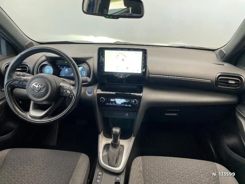 TOYOTA YARIS CROSS I - Miniature 6