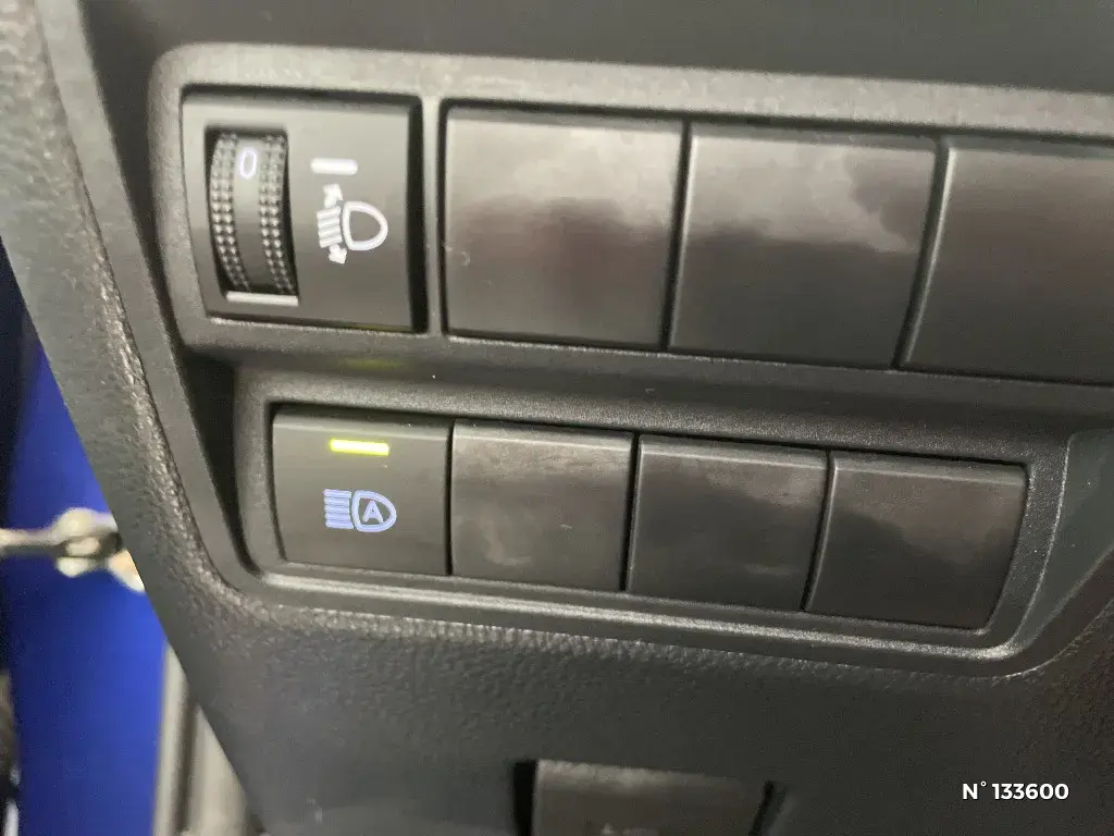 TOYOTA YARIS IV - Miniature 15