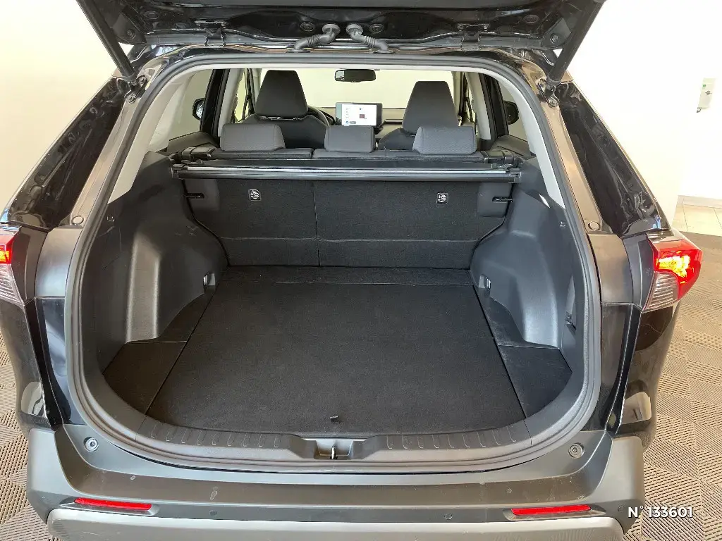 TOYOTA RAV4 V - Miniature 10