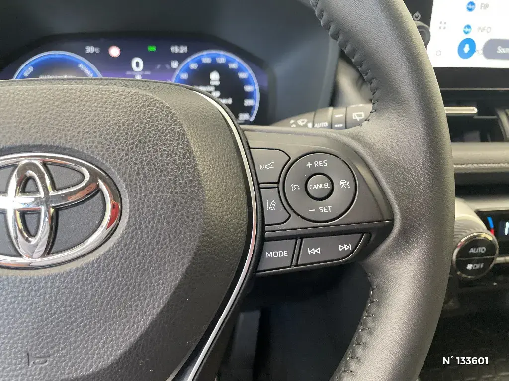 TOYOTA RAV4 V - Miniature 16