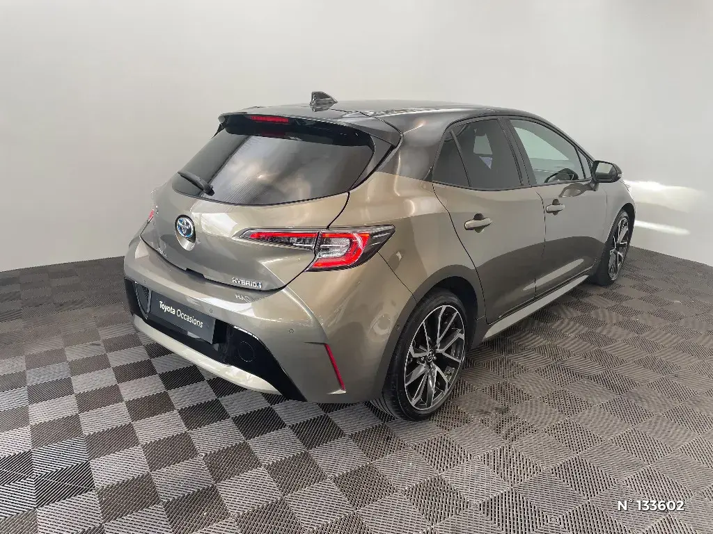 TOYOTA COROLLA XII - Miniature 2