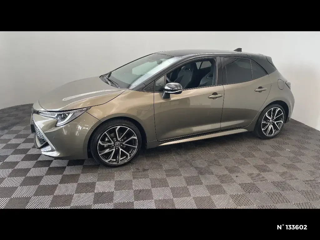 TOYOTA COROLLA XII - Miniature 4