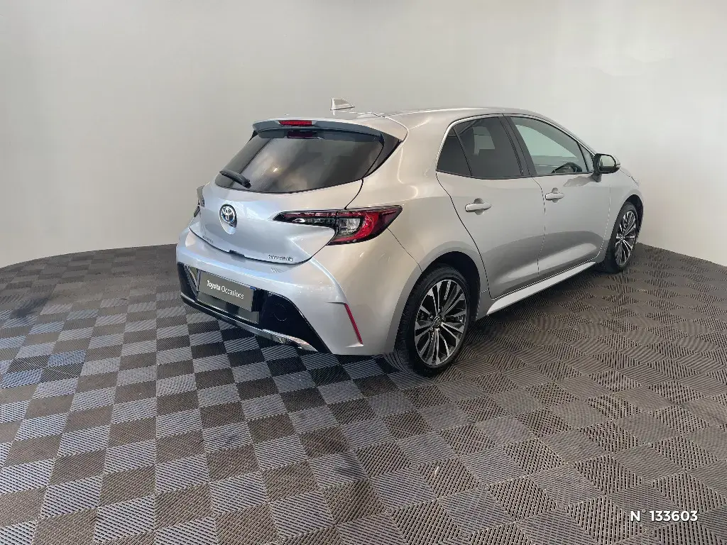 TOYOTA COROLLA XII - Miniature 2