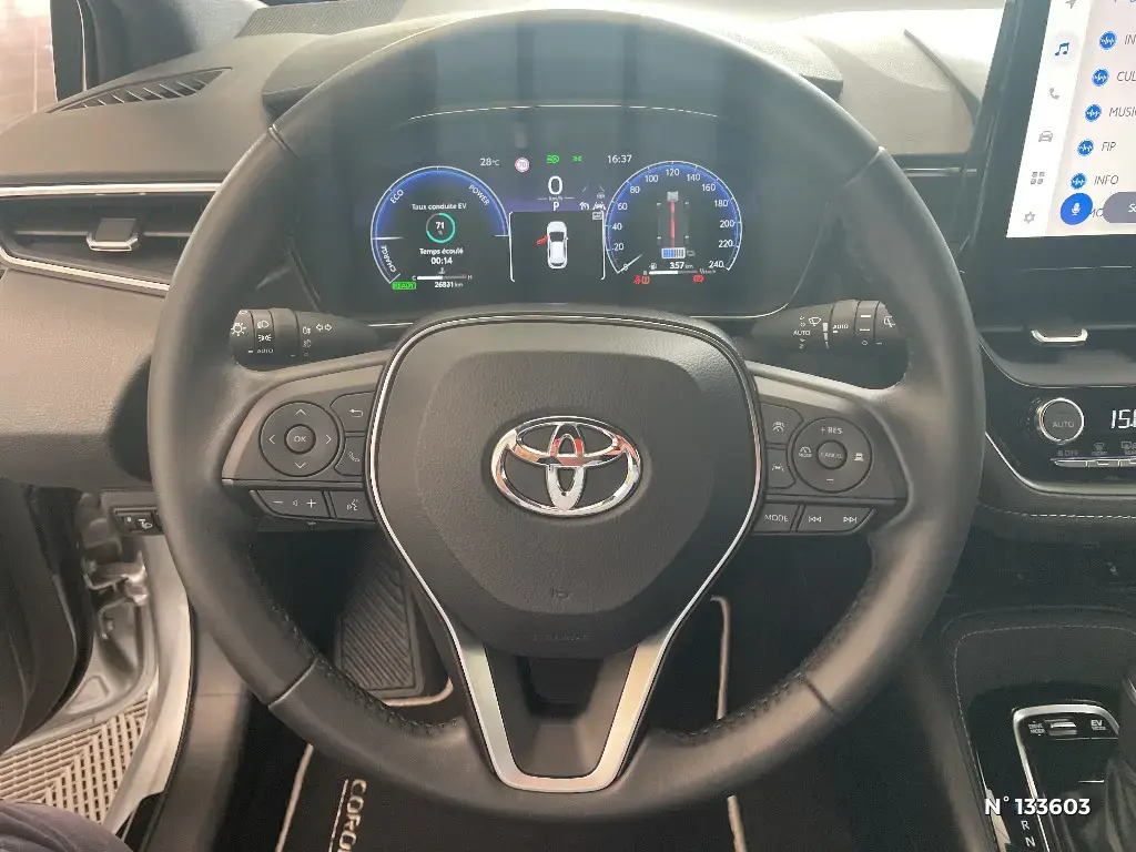 TOYOTA COROLLA XII - Miniature 14