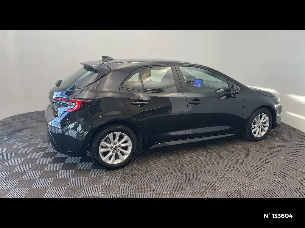 TOYOTA COROLLA XII - Miniature 3