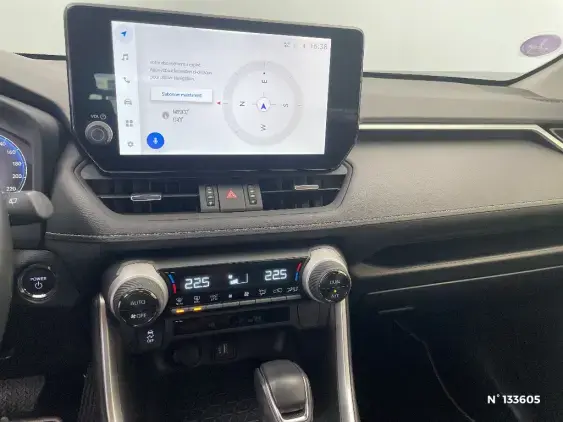 TOYOTA RAV4 V - voiture d'occasion - Photo 13
